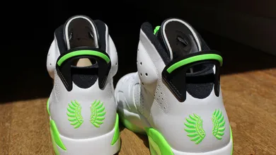 Image Via SampleStash23