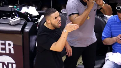 Tom Szczerbowski/Getty Images