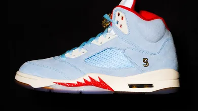 Image Via TrophyRoom