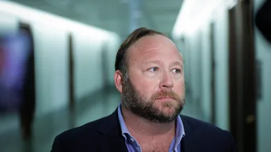 Drew Angerer / Getty Images