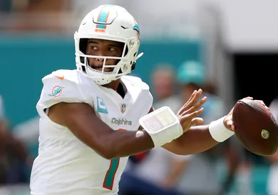 Buffalo Bills v Miami Dolphins