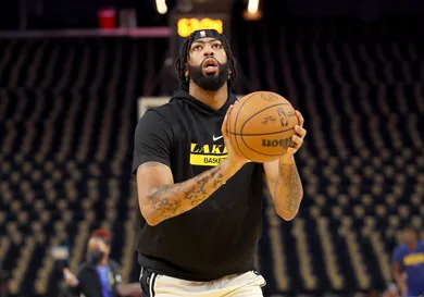 Los Angeles Lakers v Golden State Warriors