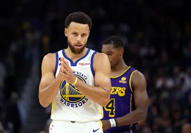 Los Angeles Lakers v Golden State Warriors