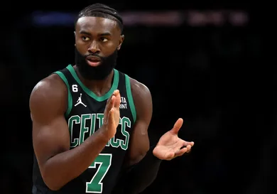 Cleveland Cavaliers v Boston Celtics