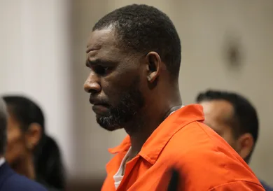 R Kelly Appears In Court in Chicago For Status Hearing