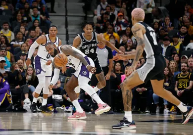 Los Angeles Lakers v San Antonio Spurs