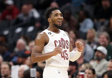 Cleveland Cavaliers v Sacramento Kings