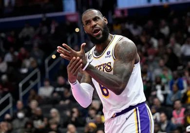 Los Angeles Lakers v Washington Wizards