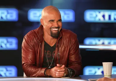 Celebrities Visit "Extra"