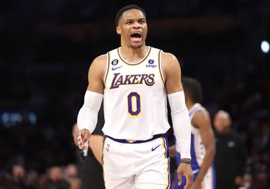 Philadelphia 76ers v Los Angeles Lakers