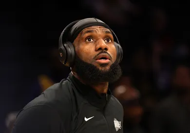 Oklahoma City Thunder v Los Angeles Lakers