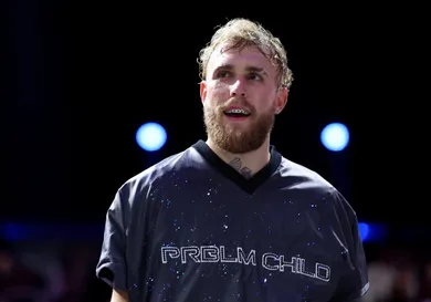 Jake Paul v Tommy Fury