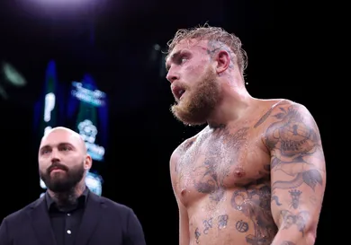 Jake Paul v Tommy Fury