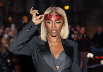 Alexander McQueen : Outside Arrivals - Paris Fashion Week - Womenswear Fall Winter 2023-2024