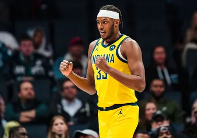 Indiana Pacers v Charlotte Hornets