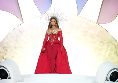 Atlantis The Royal Grand Reveal Weekend 2023 - Beyonce Performance
