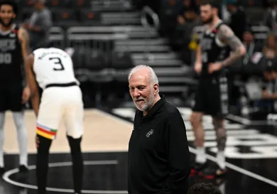 NBA: APR 08 Timberwolves at Spurs