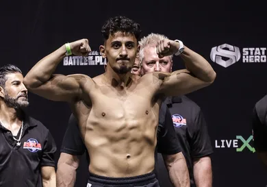 Social Gloves: Battle of the Platforms - Weigh In