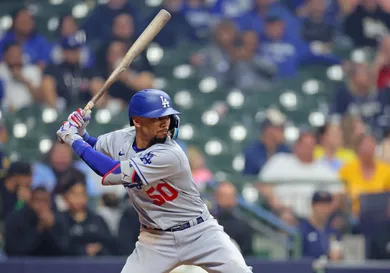 Los Angeles Dodgers v Milwaukee Brewers