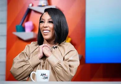 Celebrities Visit BuzzFeed's "AM To DM" - January 28, 2020