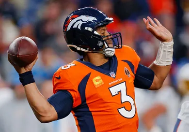 Los Angeles Chargers v Denver Broncos