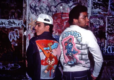 Hip-hop fashion relating to graffiti art