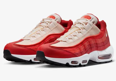 Nike-Air-Max-95-Mystic-Red-Guava-Ice-FN6866-642-4