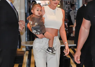 StormiWebsterKylieJenner2019