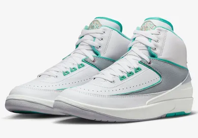 Air-Jordan-2-Crystal-Mint-FN6755-100-4