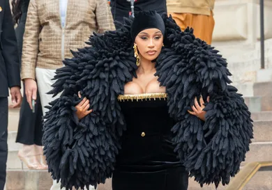 Schiaparelli : Outside Arrivals - Paris Fashion Week - Haute Couture Fall/Winter 2023/2024