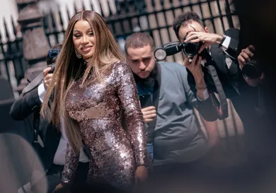 Street Style - Paris Fashion Week - Haute Couture Fall/Winter 2023/2024 - Day Four