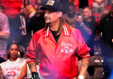 UFC 287: Curtis v Gastelum