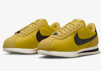 Nike-Cortez-Vivid-Sulfur-DZ2795-700-4