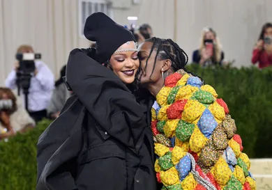 TOPSHOT-US-ENTERTAINMENT-FASHION-METGALA-CELEBRITY-MUSEUM-PEOPLE