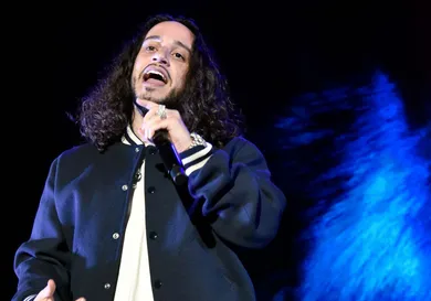 Russ Performs At Sacramento Memorial Auditorium