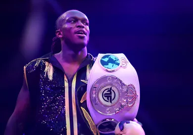 Boxing In London - KSI v Joe Fournier MF & DAZN: X Series 007