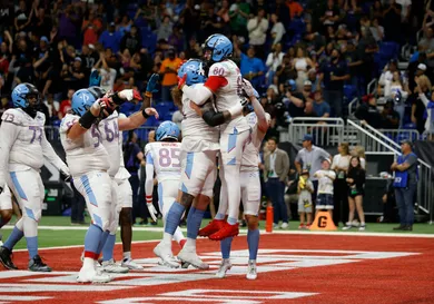 Arlington Renegades v DC Defenders - 2023 XFL Championship