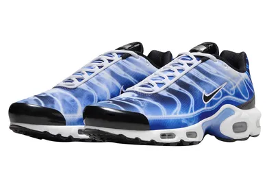 ipad_nike-air-max-plus-light-photography-old-royal-0