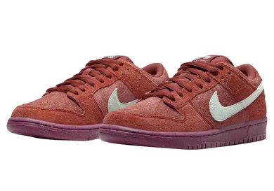 ipad_nike-sb-dunk-low-mystic-red-0