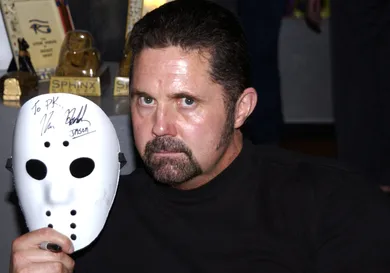 Kane Hodder Promotes His New Film "Jason X" with an In-Store Signing