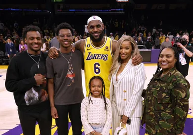 Oklahoma City Thunder v Los Angeles Lakers