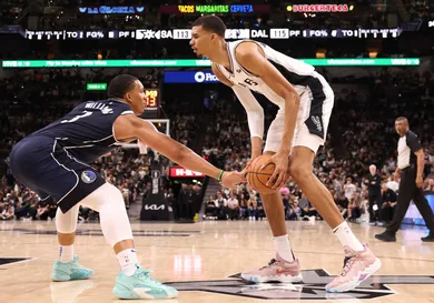 Dallas Mavericks v San Antonio Spurs