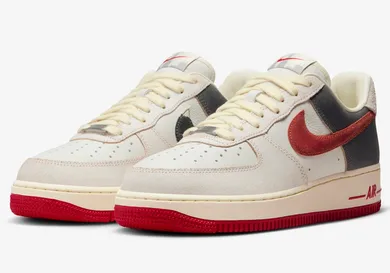 Nike-Air-Force-1-07-Chicago-FQ8743-121-5