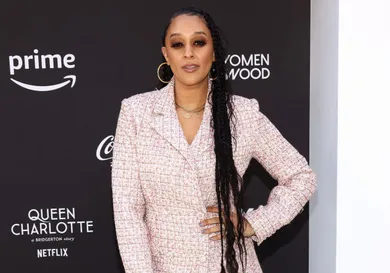 Essence 16th Annual Black Women In Hollywood Awards - Arrivals