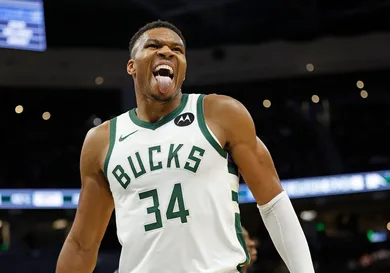 Memphis Grizzlies v Milwaukee Bucks