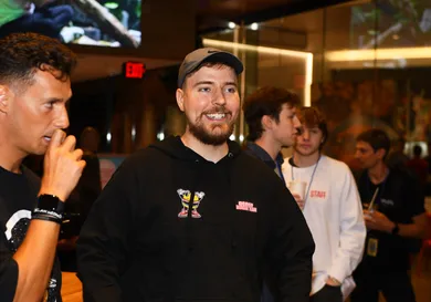 Global YouTube Star MrBeast Launches First Physical MrBeast Burger Restaurant At American Dream