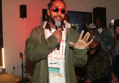 Omarion "The Listening Lounge"