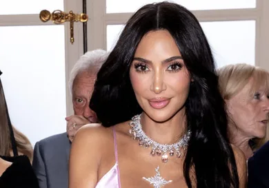 Victoria Beckham Ready To Wear Spring 2024 - Front Row