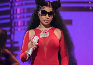 nicki minaj pink friday 2 samples