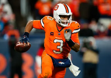 New England Patriots v Denver Broncos